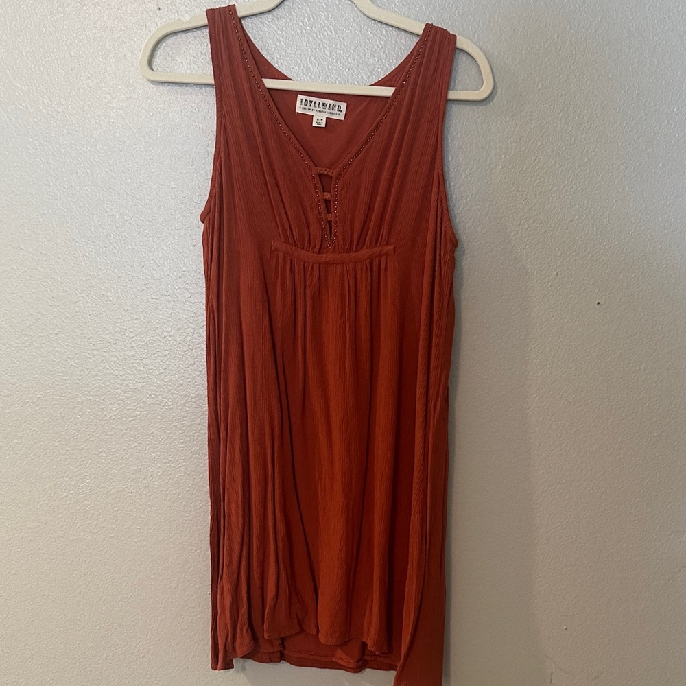 Shyanne Rust Red Sleeveless V-Neck Dress
